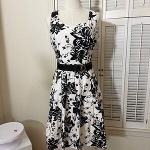 Tease Black White Floral Cotton Fit Flare Belted Dress Size 6 Sleeveless Scoop